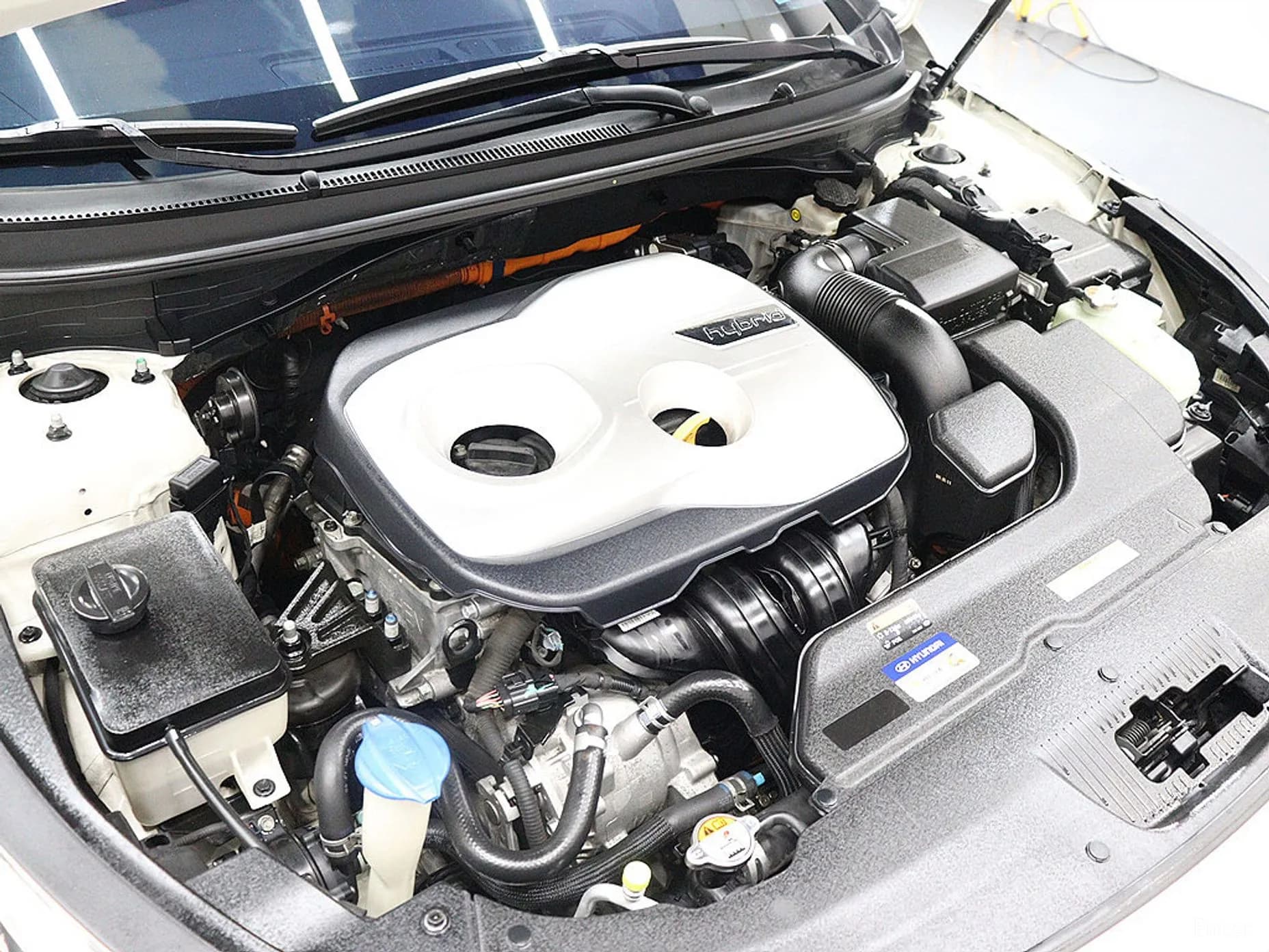 LF Sonata Hybrid
