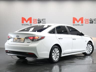 LF Sonata Hybrid