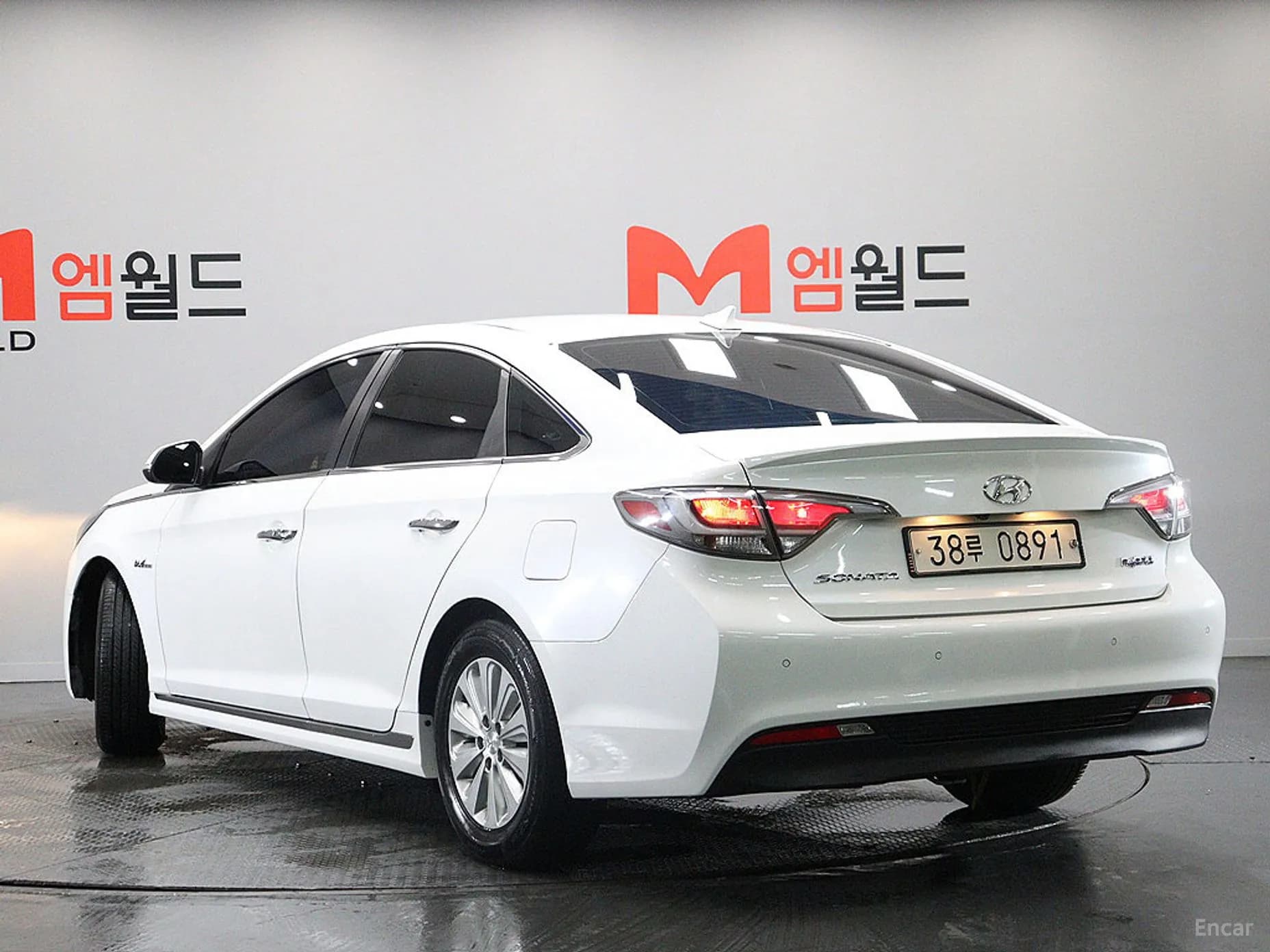 LF Sonata Hybrid