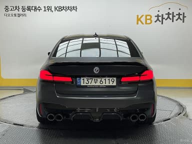 M5 (F90)