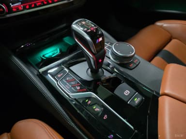 M5 (F90)
