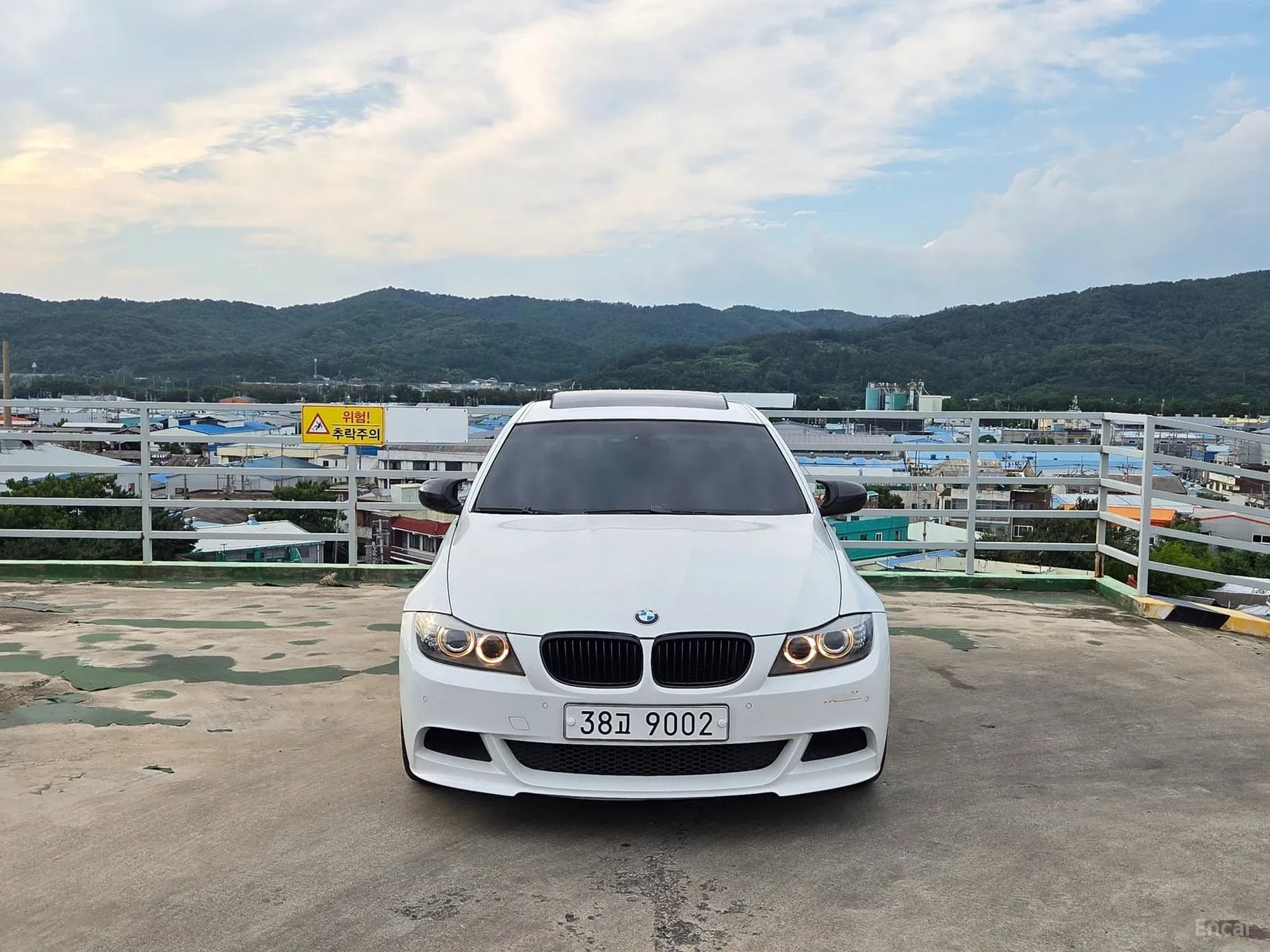 3 Series (E90)