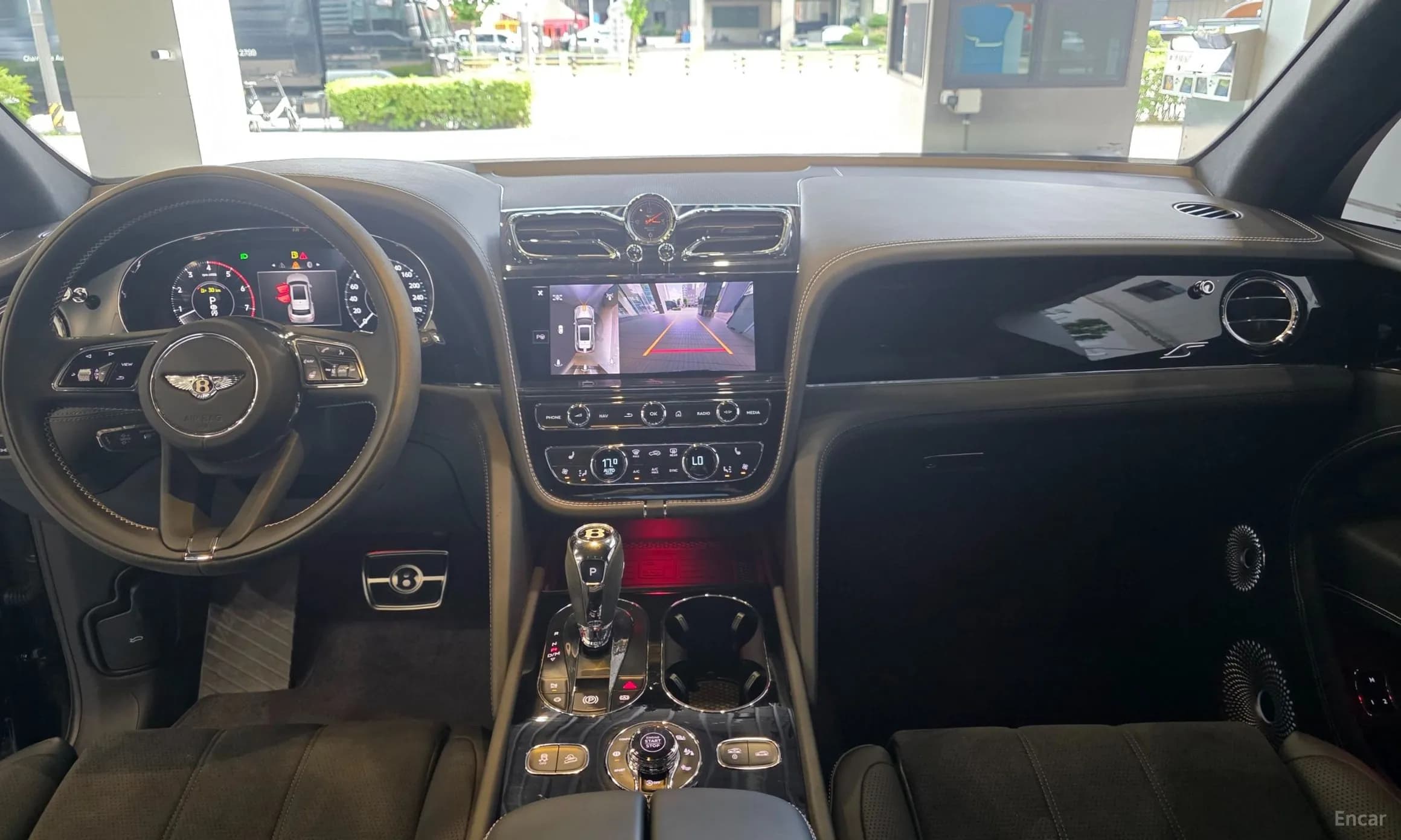 Bentayga