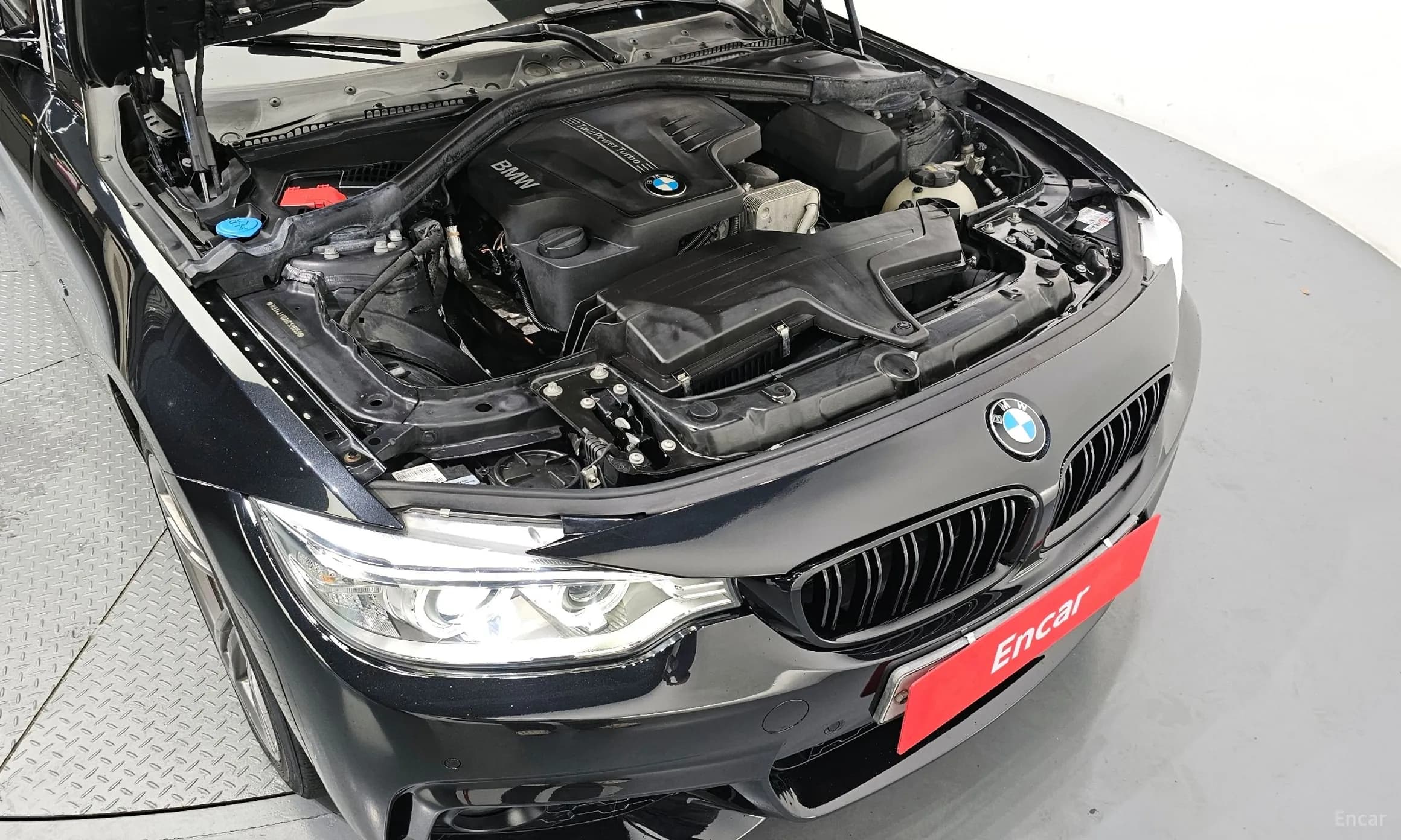Series 4 (F32)