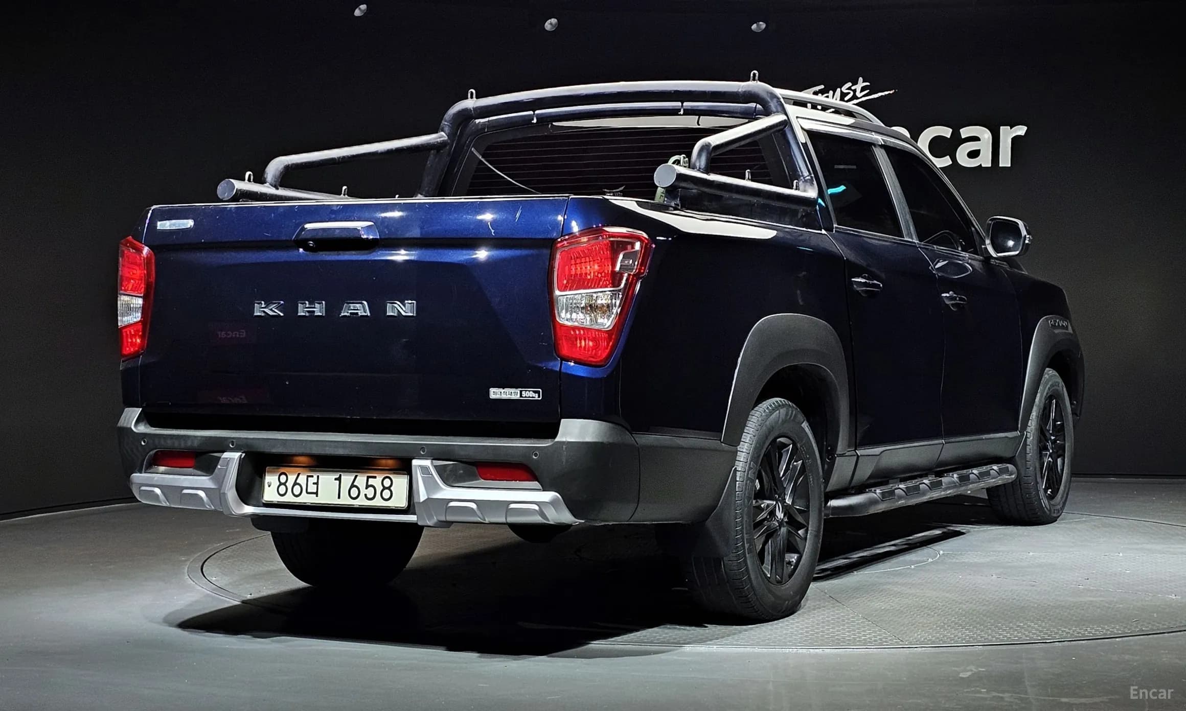 Rexton Sports Khan