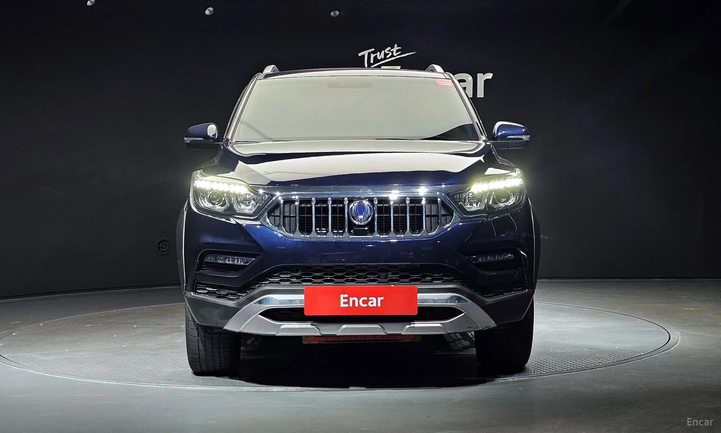Rexton Sports Khan