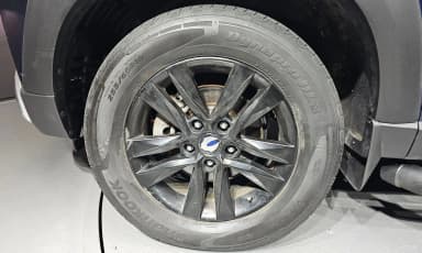 Rexton Sports Khan