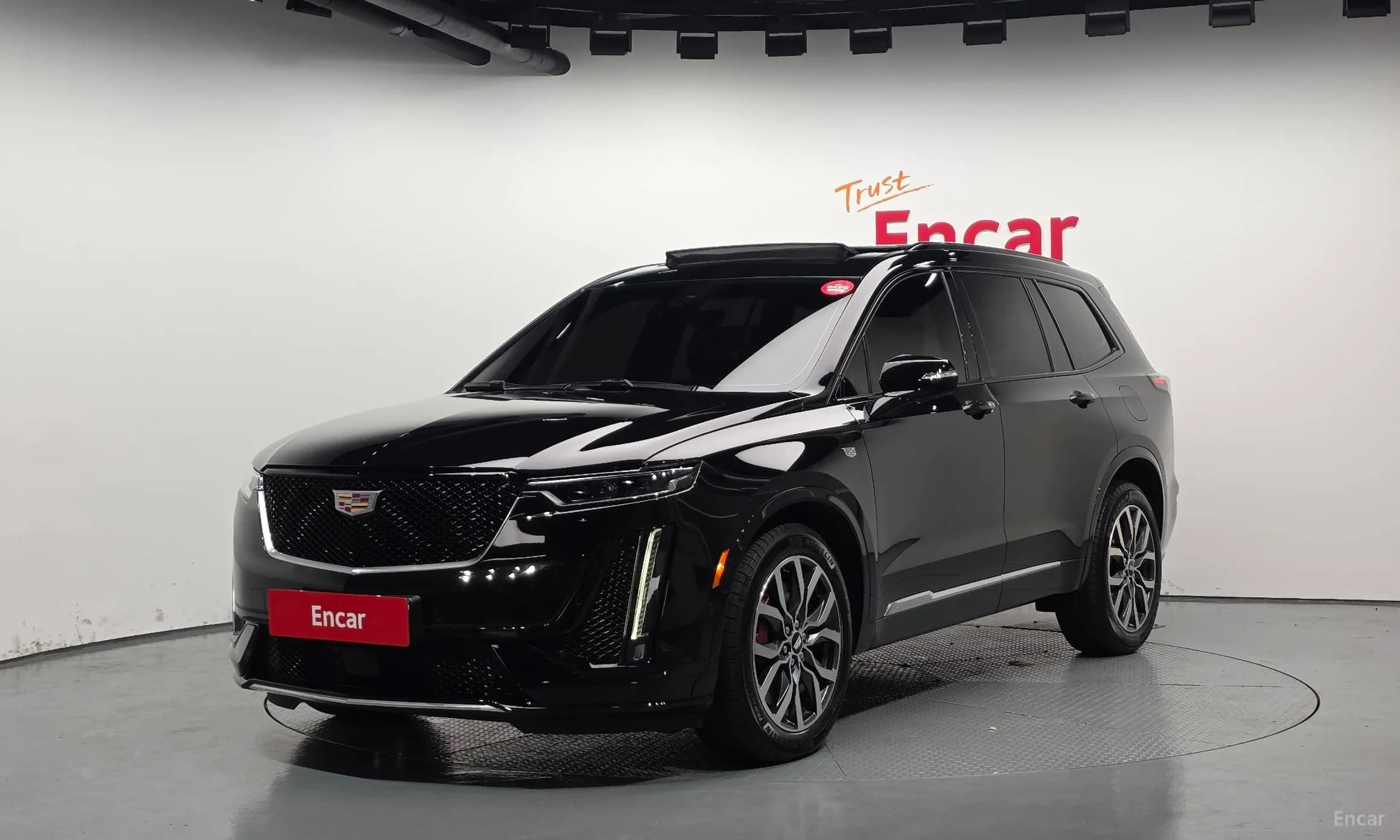 XT6