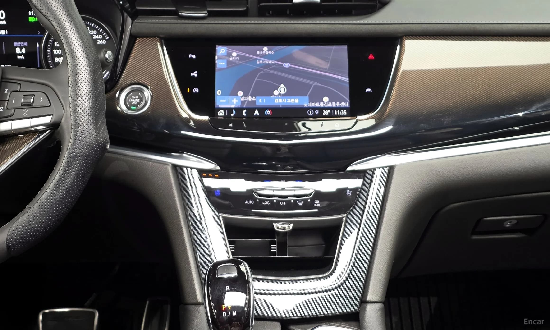XT6
