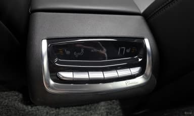 XT6
