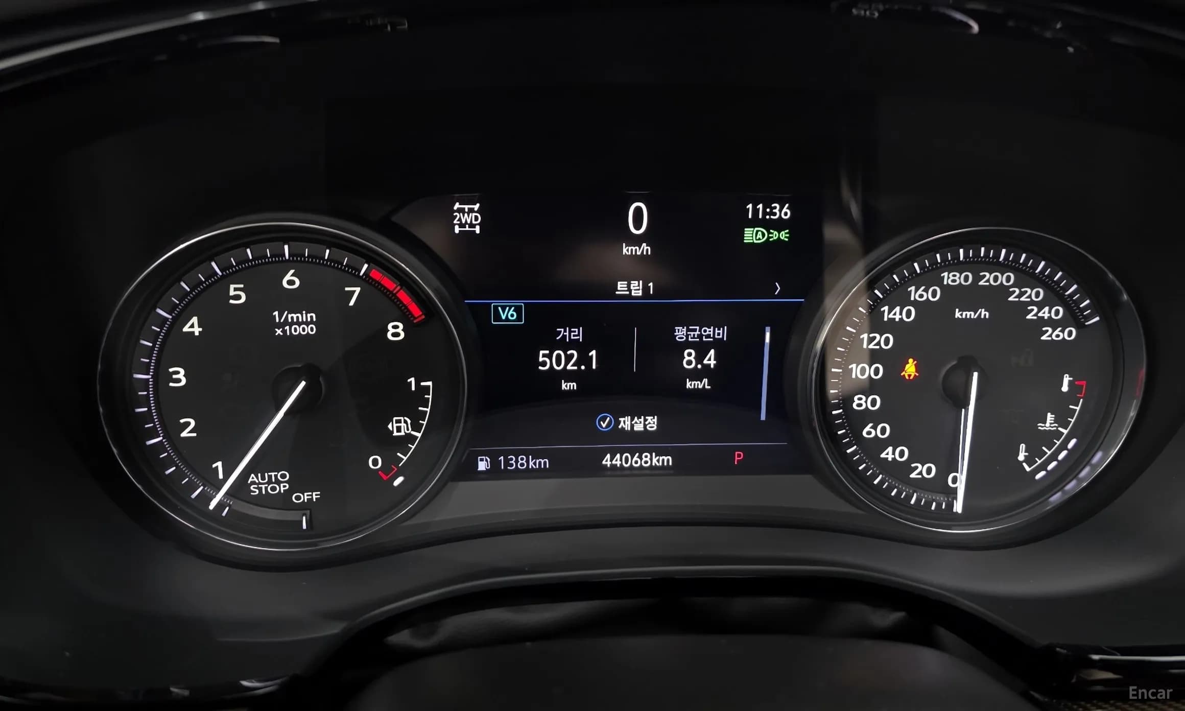 XT6