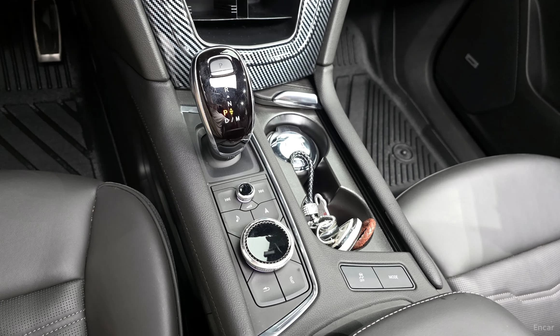 XT6