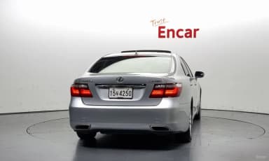 LS460L