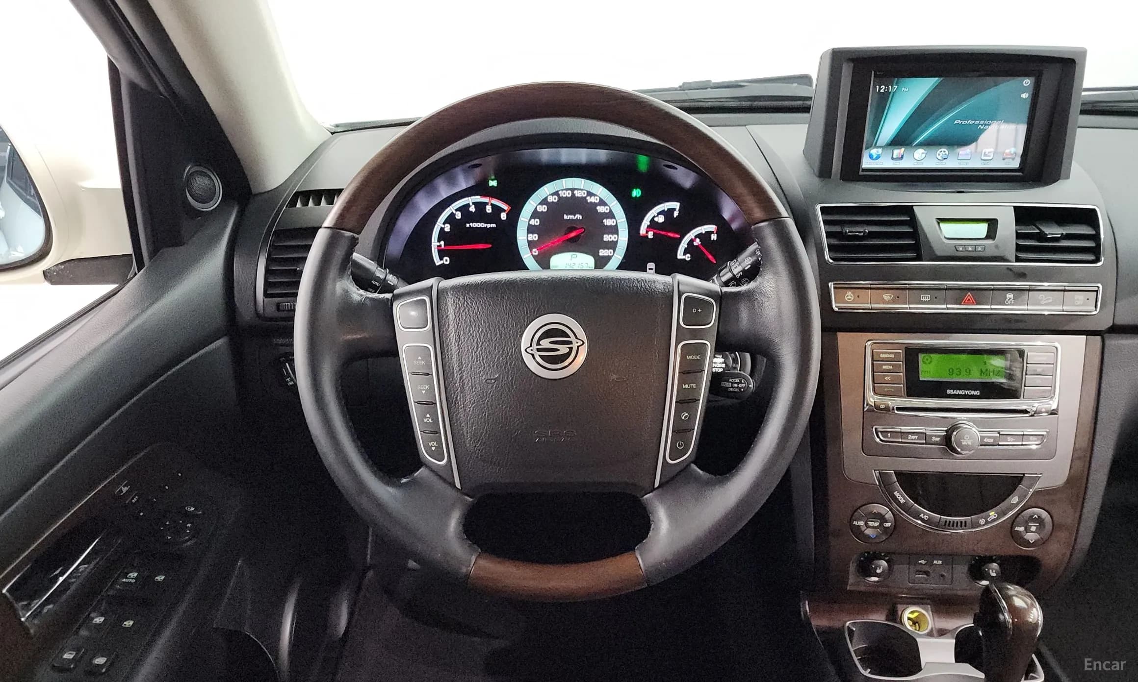 Rexton W