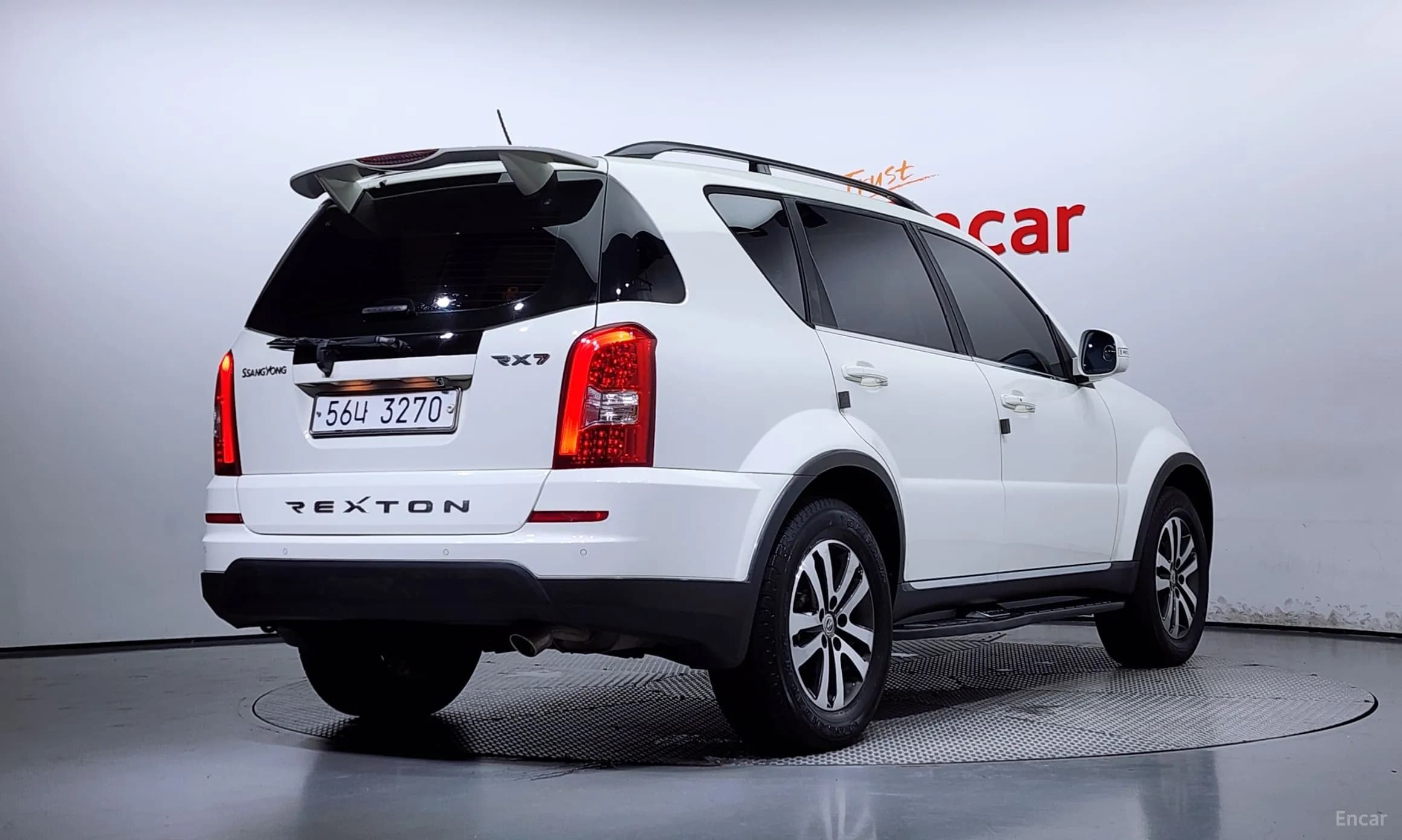 Rexton W