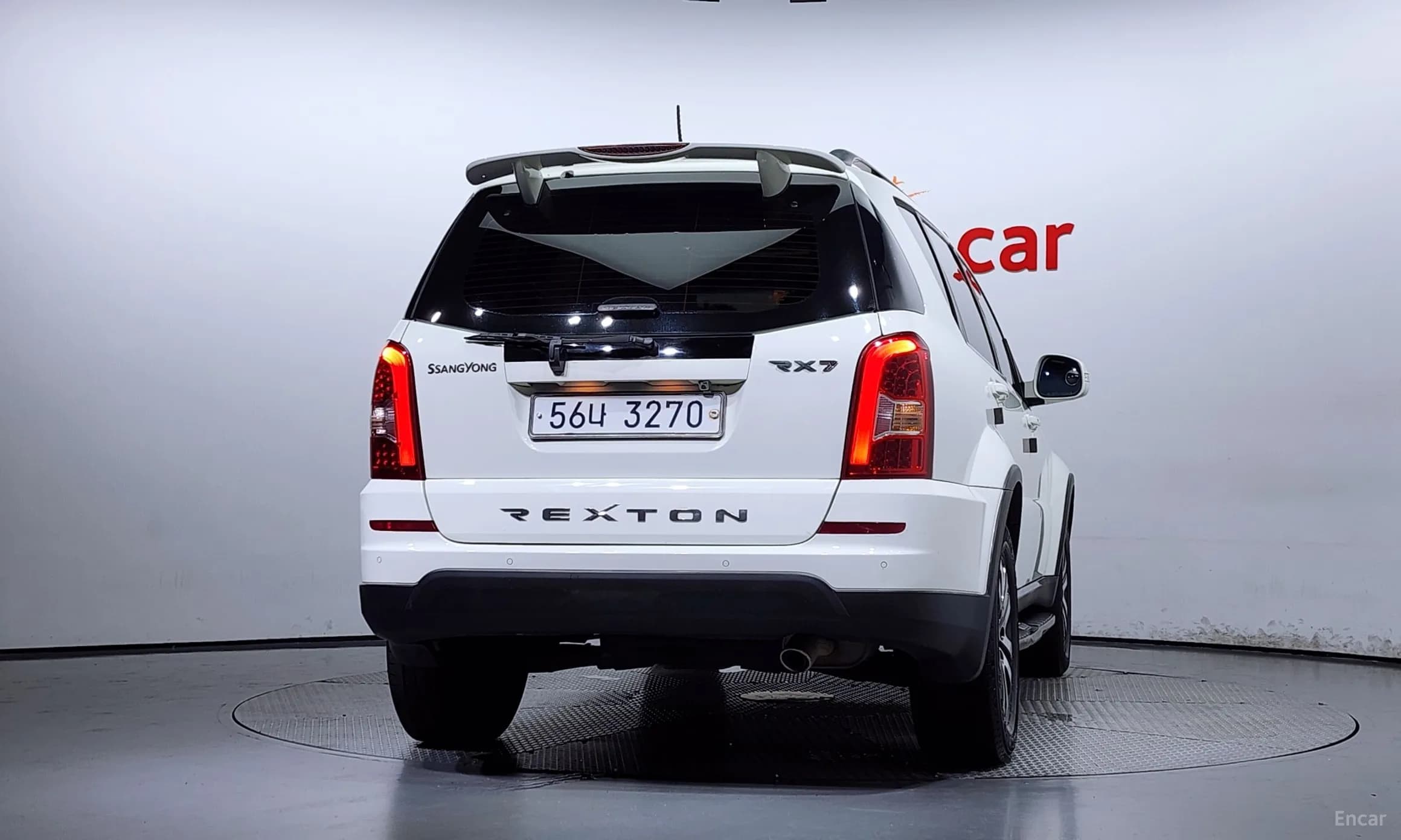 Rexton W