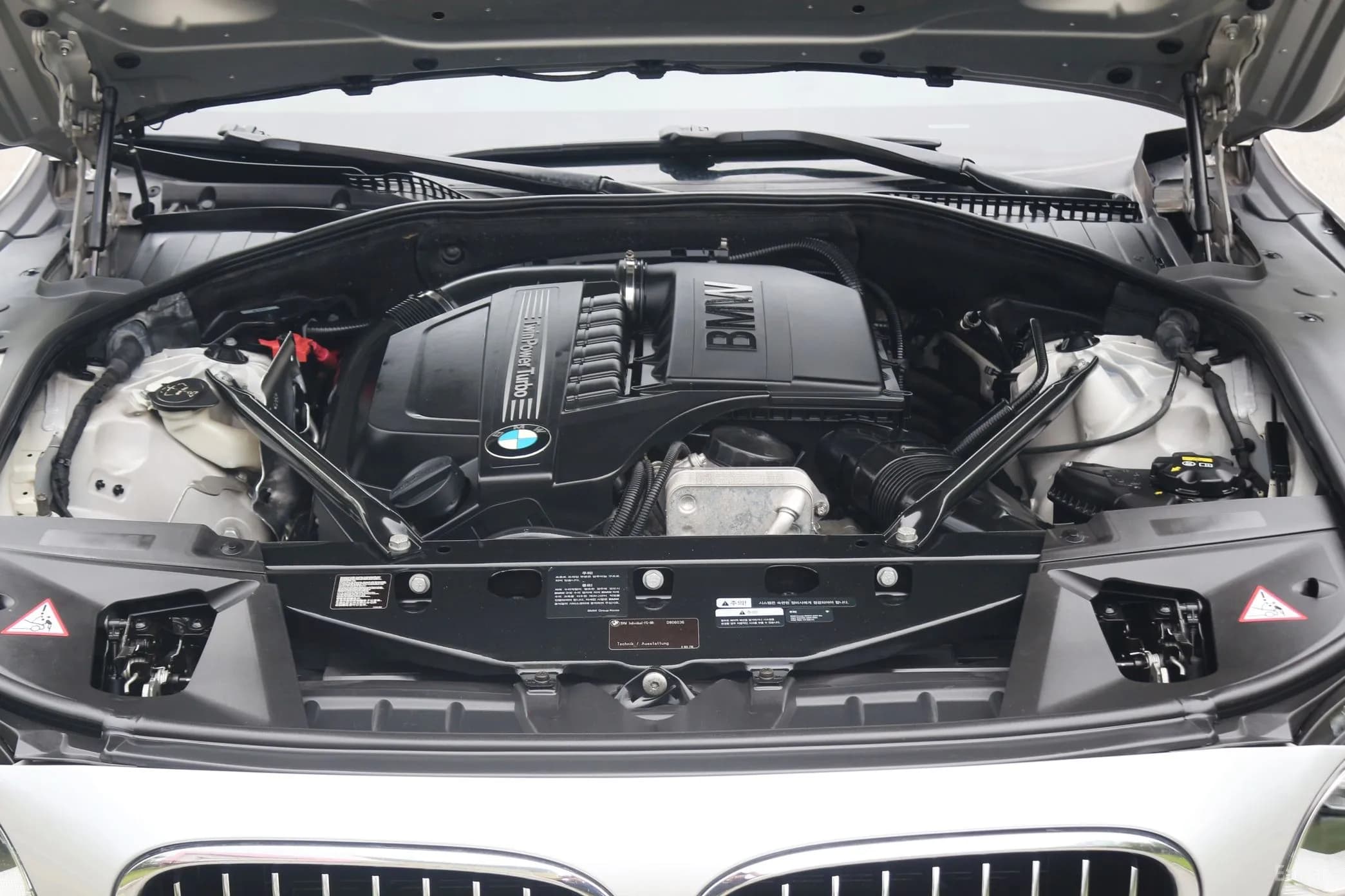 7 Series (F01)
