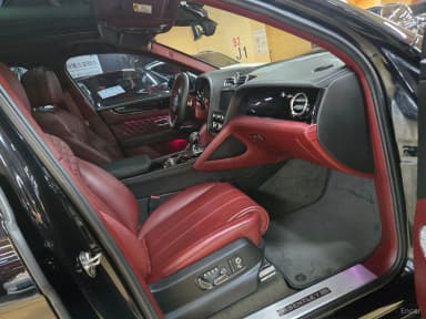 Bentayga