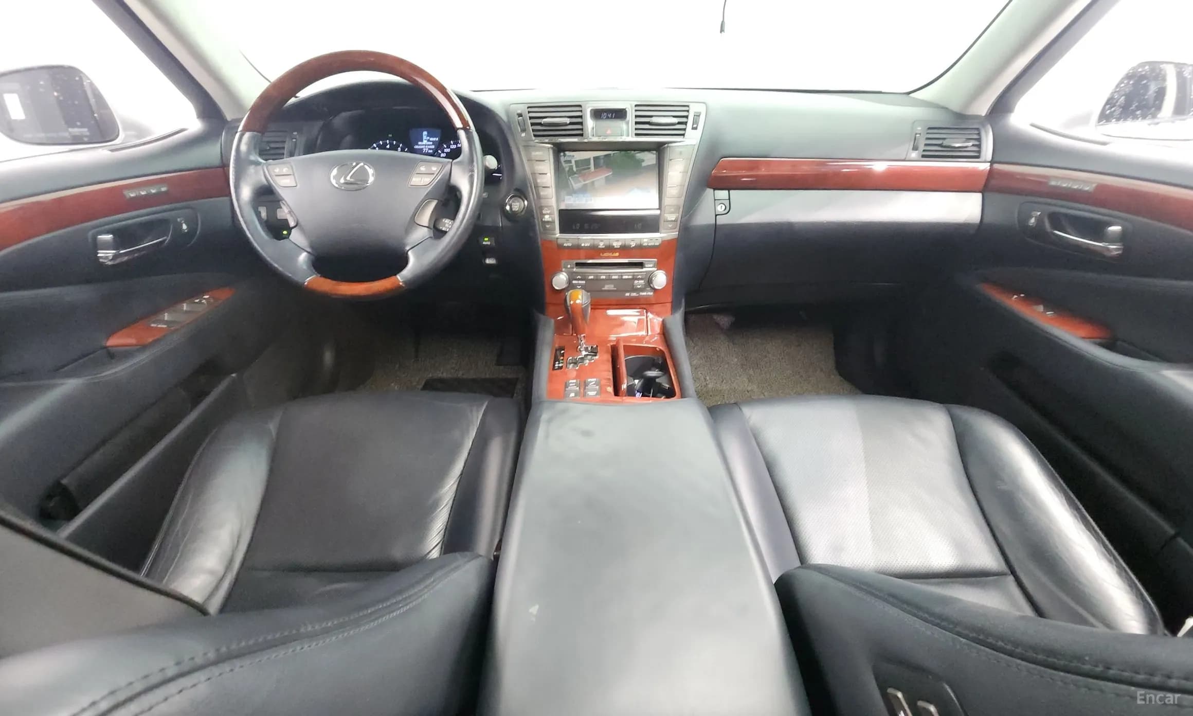LS460