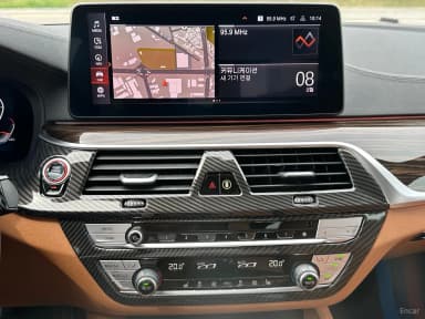 5 Series (G30)