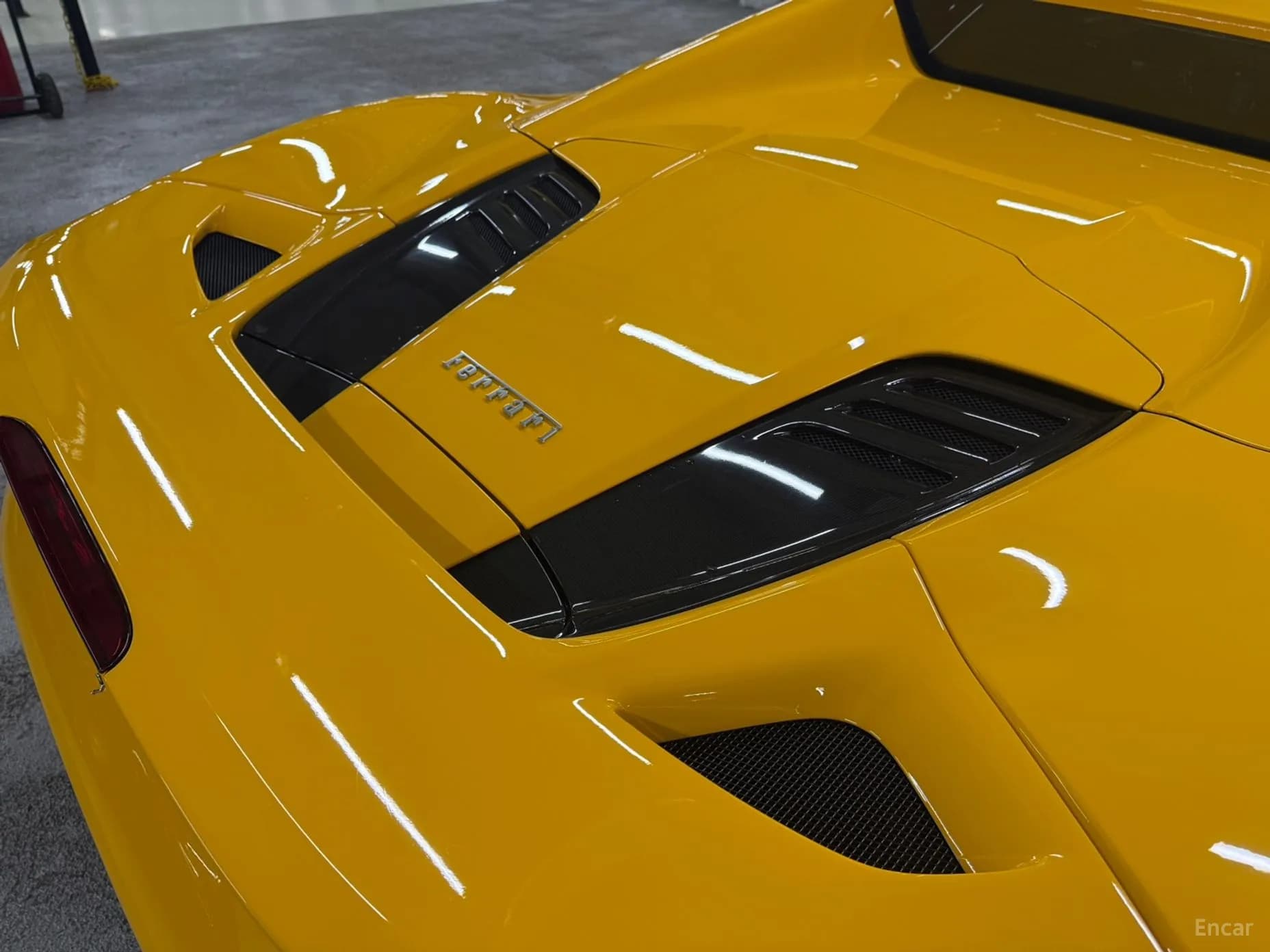 F8 Spider