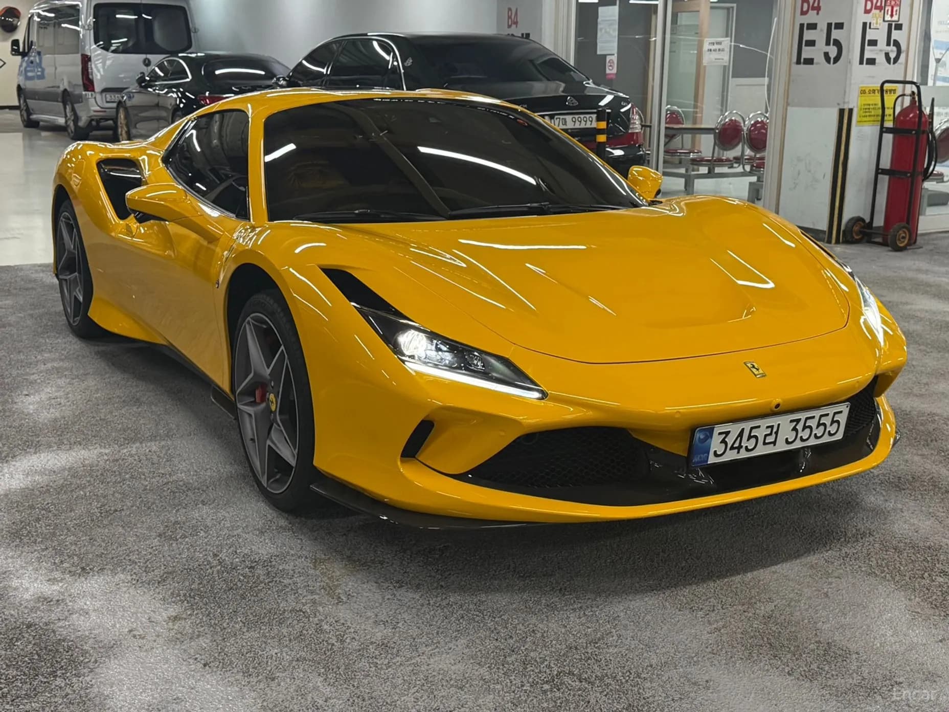 F8 Spider
