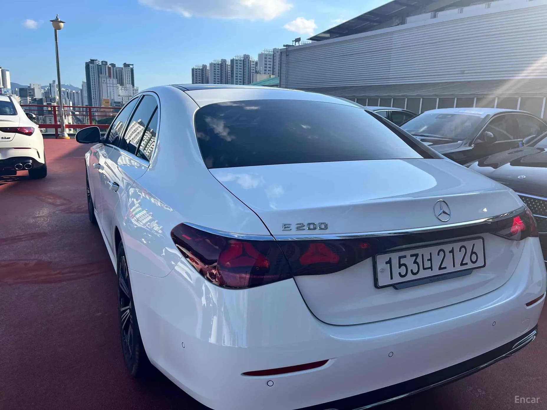 E-Class W214
