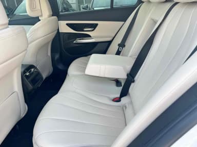 E-Class W214