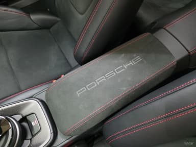 911 (992)