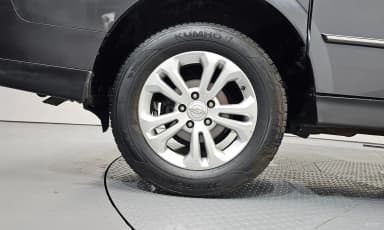 Korando Sports