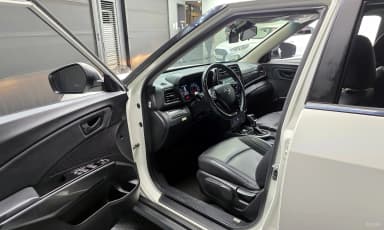 Berry New Tivoli