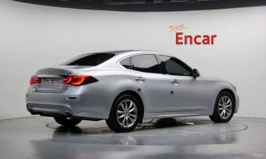 Q70