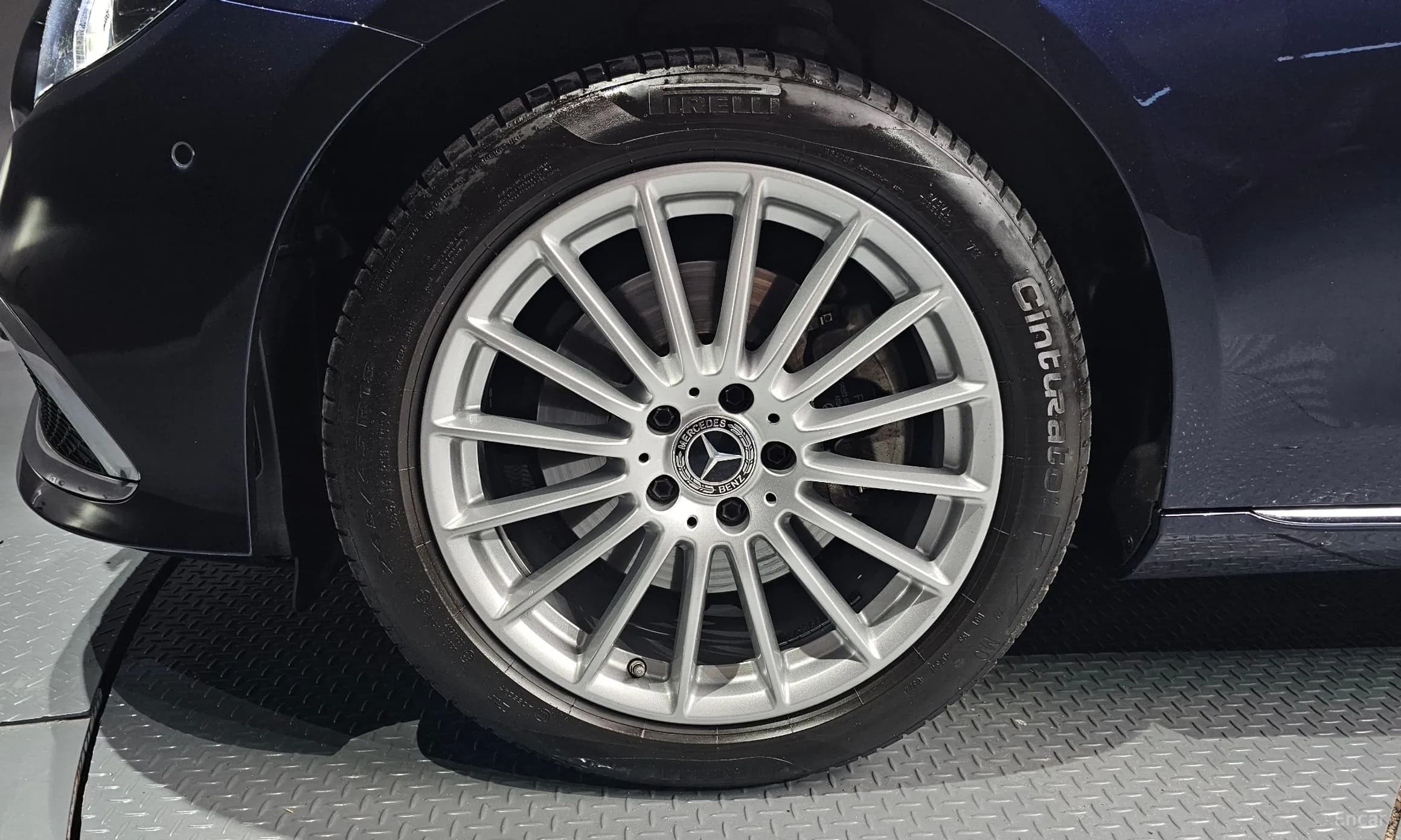 E-Class W213