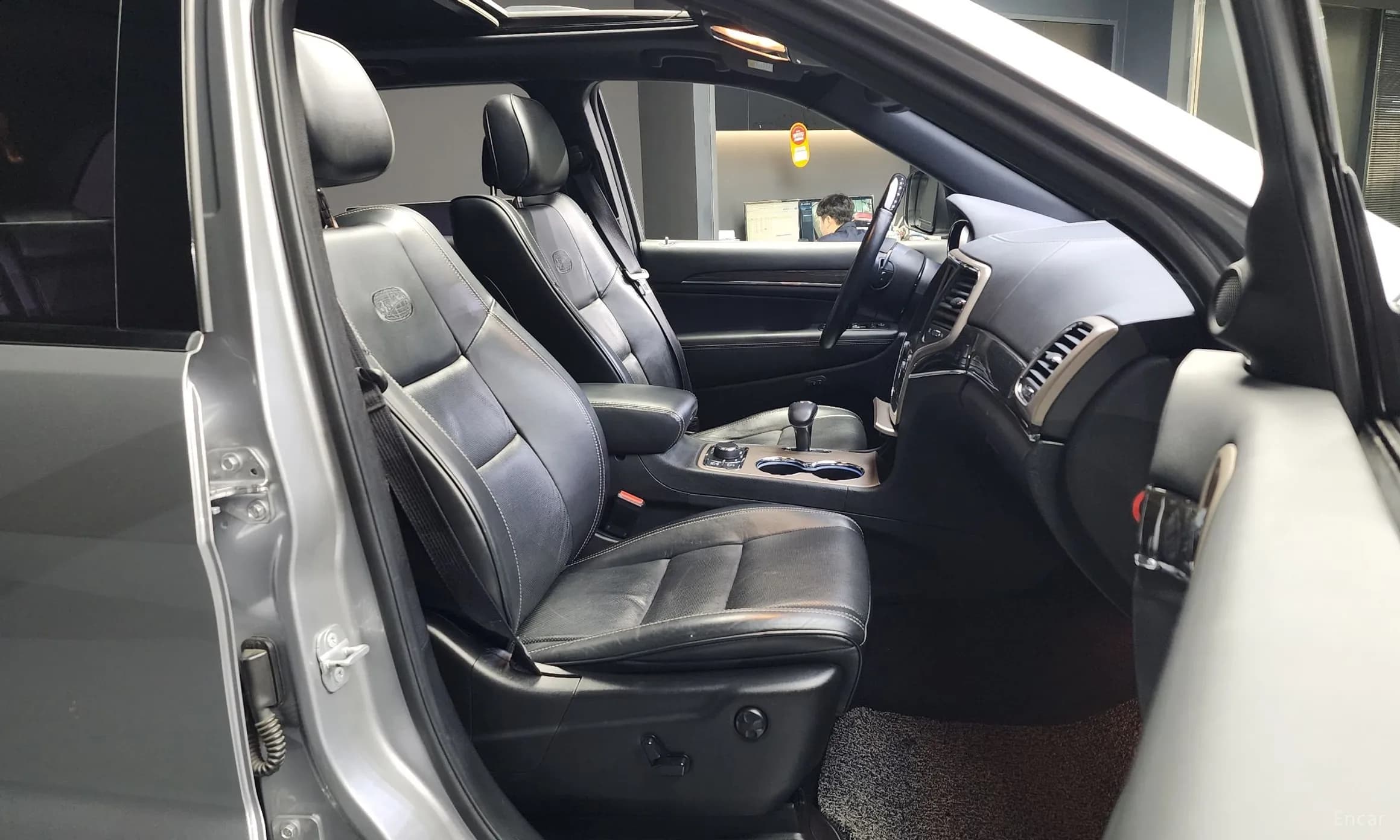 Grand Cherokee