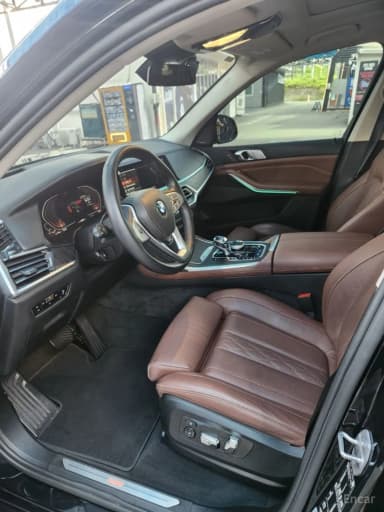 X7 (G07)