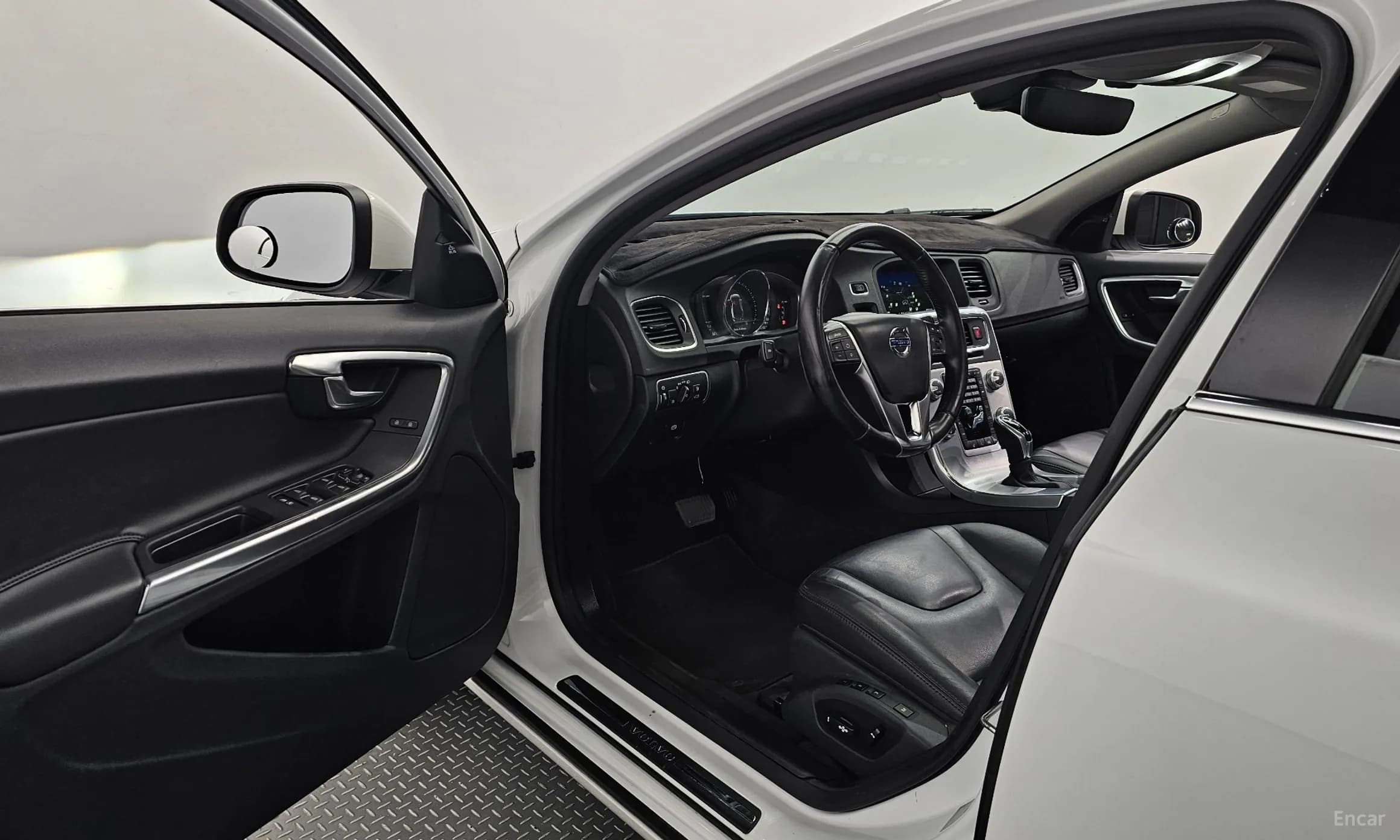 S60