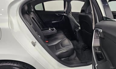 S60