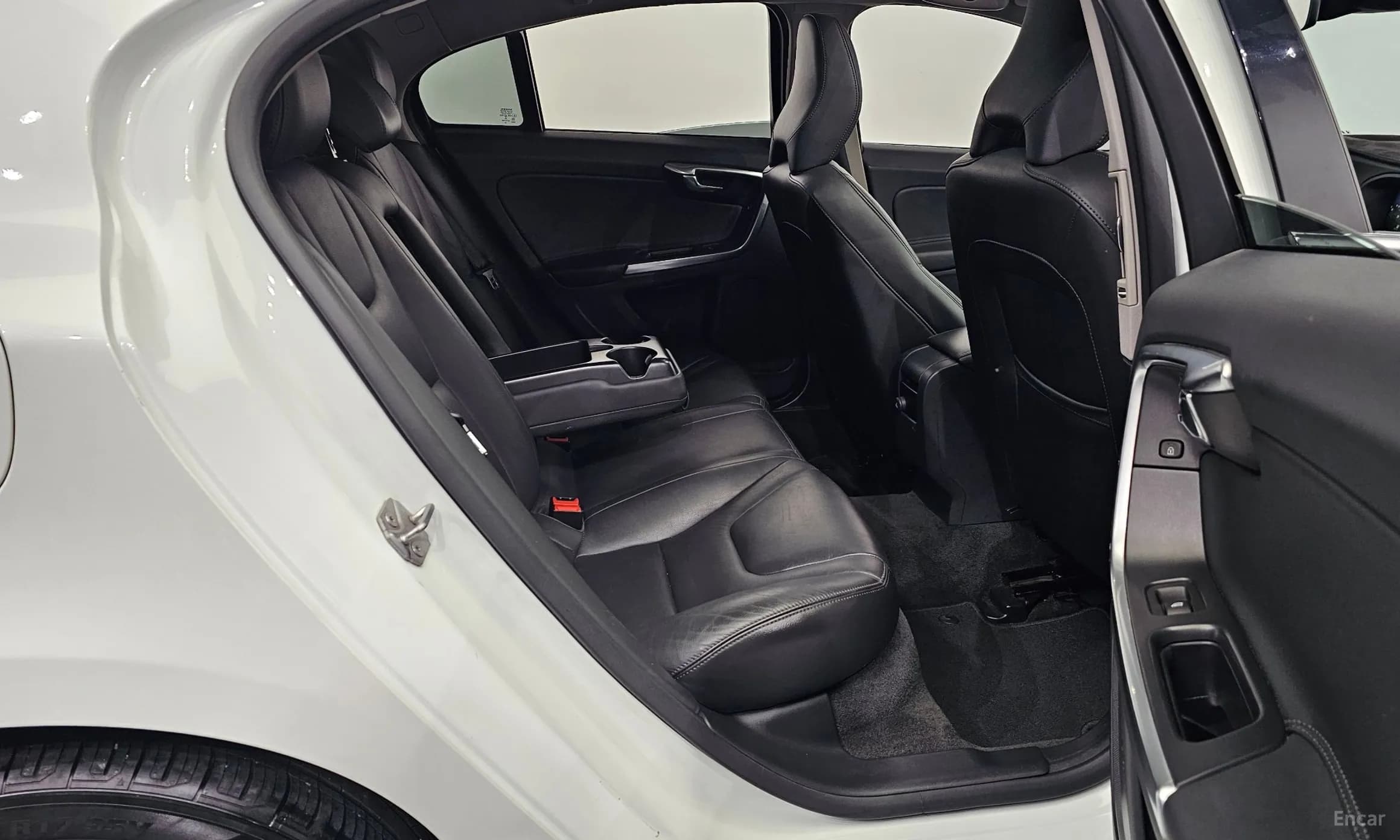 S60