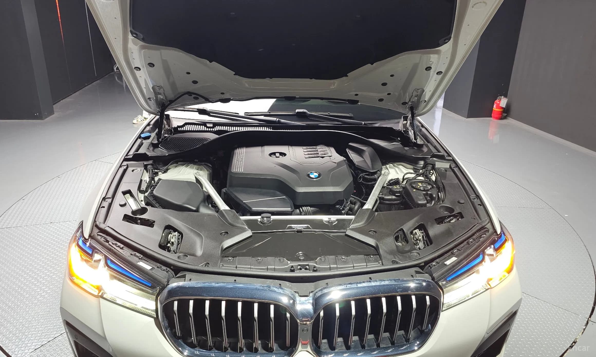 5 Series (G30)