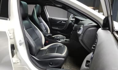 Q30