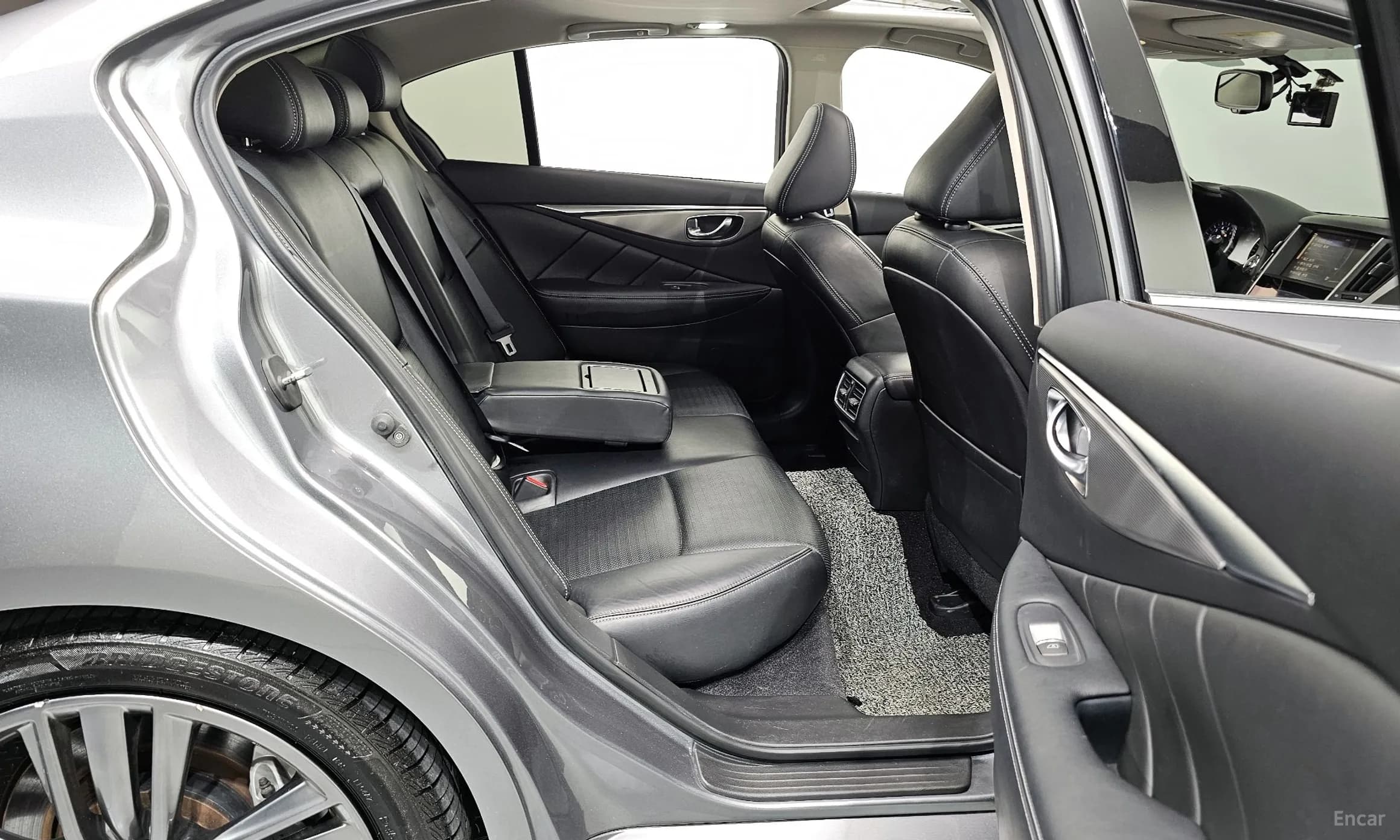 Q50