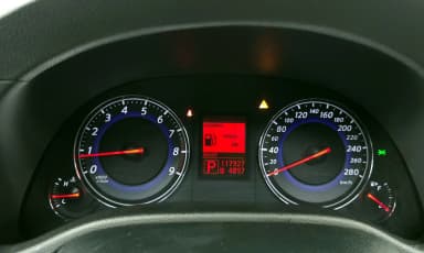 G37