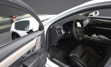 S90