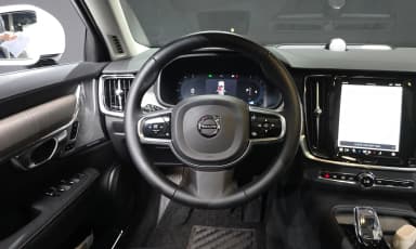 S90