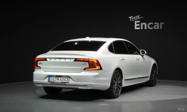 S90
