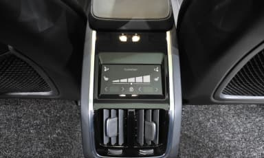 S90
