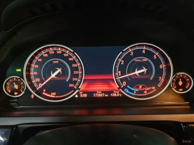 7 Series (F01)
