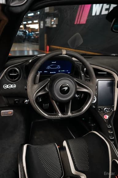 765LT
