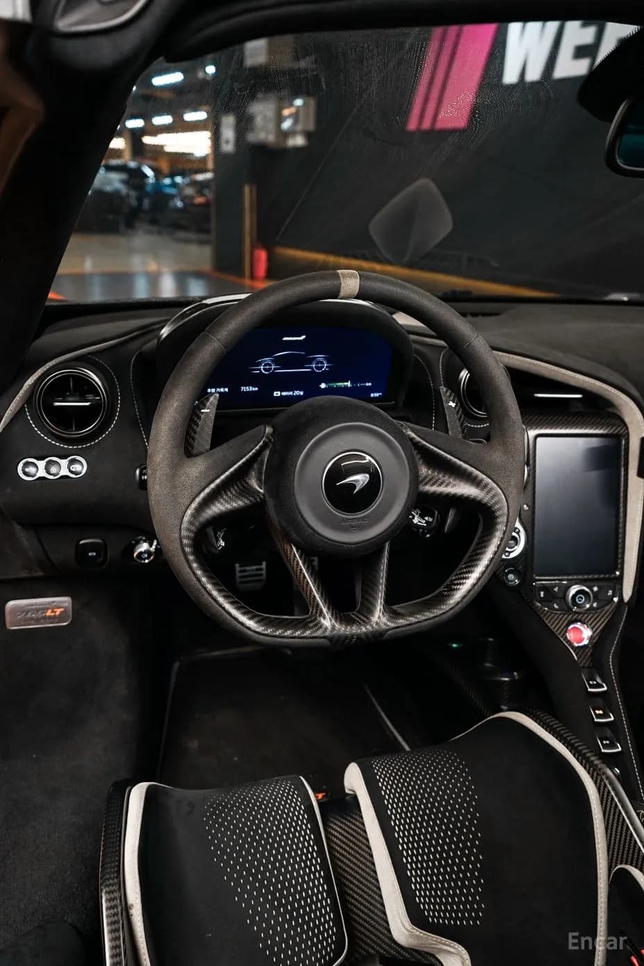 765LT