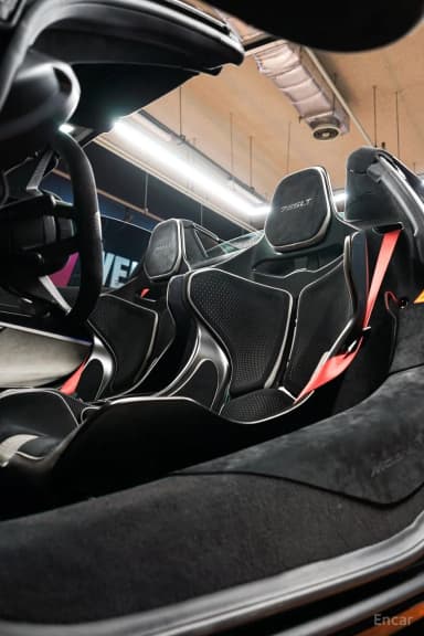 765LT